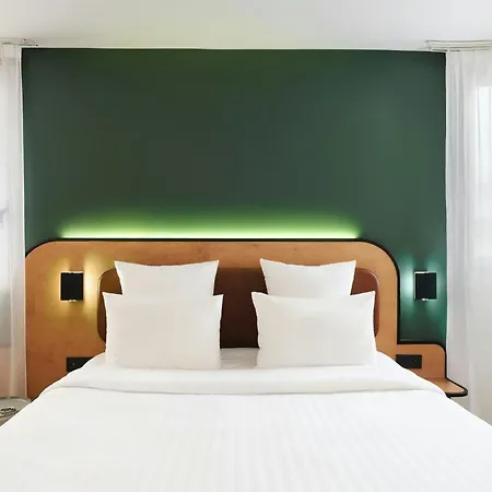 Moxy Paris Bastille-3